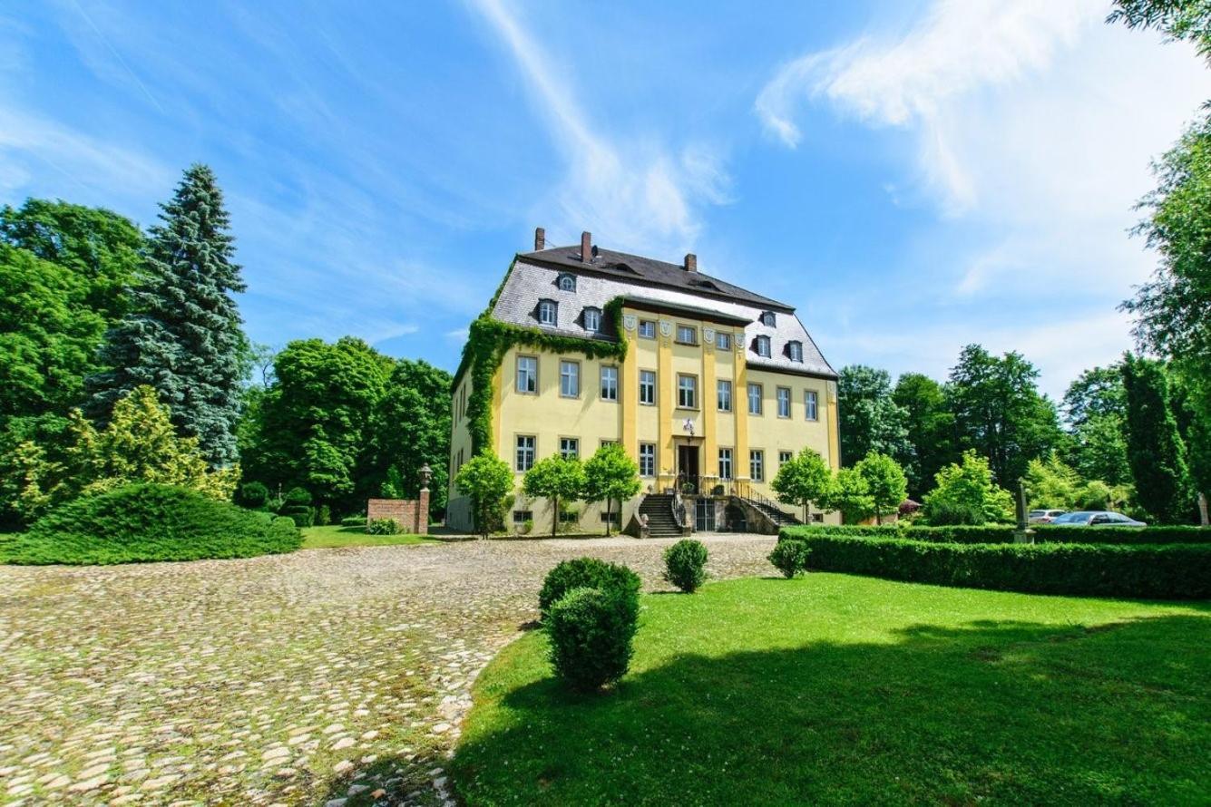 Rittergut/Gutshaus Grossgestewitz Naumburg  Exterior photo